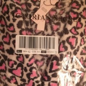 New Victoria Secret robe